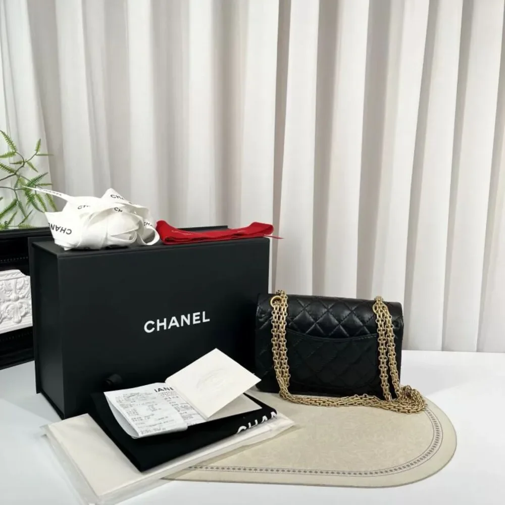 Chanel Women Pre-Loved Bag Very Good Condition